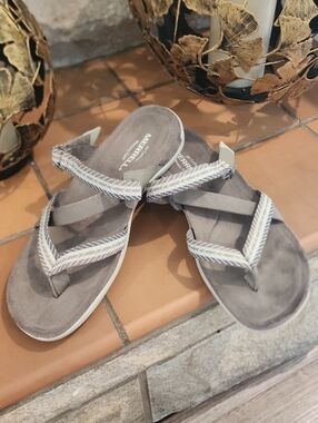 Merrel Brand Air Cushion Memory Foam Sandals